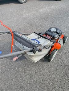 TONDEUSE HUSQVARNA 21 POUCES  A PROPULSION - Photo 3
