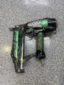 Hitachi NT55M2 2.5" Finish Nailer