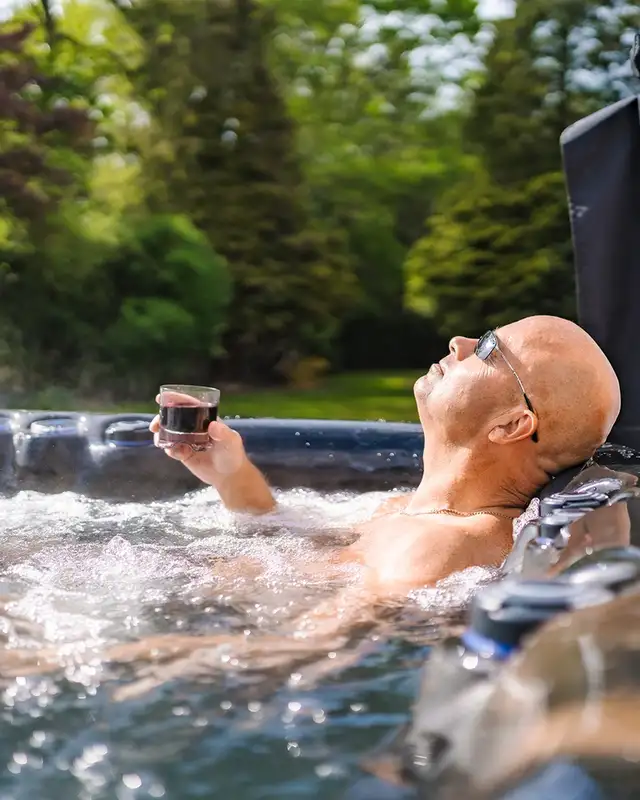 STARGATE HOT TUB FOR SALE