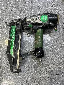 Hitachi NT55M2 2.5" Finish Nailer - Photo 2