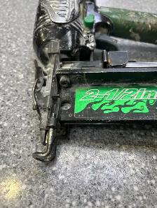 Hitachi NT55M2 2.5" Finish Nailer - Photo 3