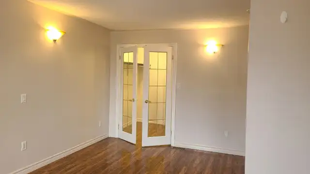 Bright Clean One Bedroom Apartment Available