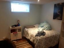 Spacious furnished bedroom for rent - Photo 4