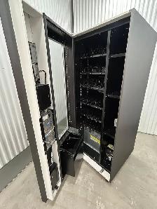 Vending Machines - Photo 2