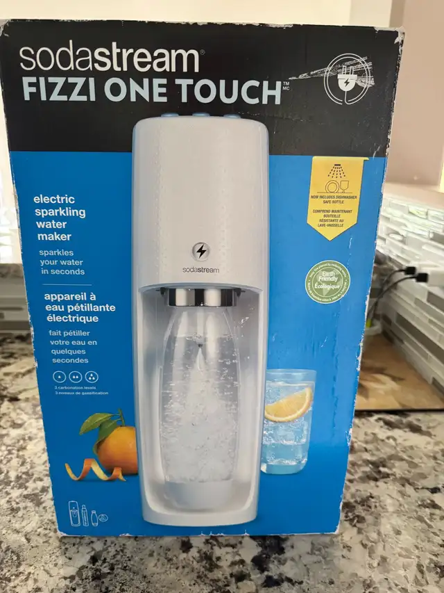 BRAND NEW - Sodastream Fizzi One Touch