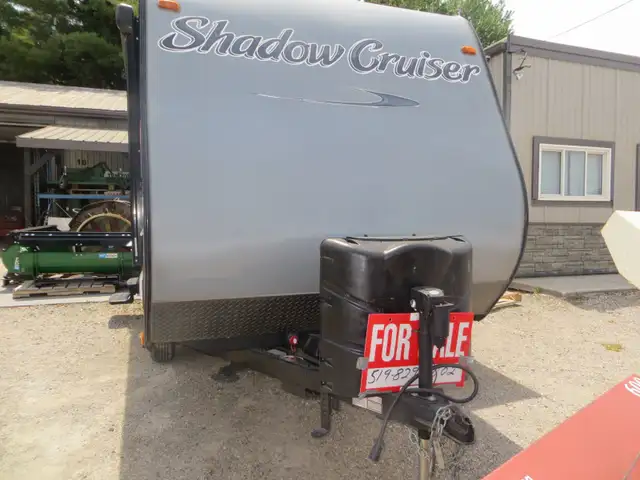 2014 Travel trailer shadow cruiser