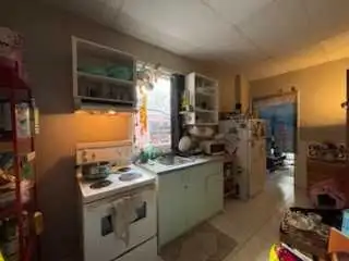 1 Bedroom, Ground Floor, Near Subway, Utilities Included, July 1