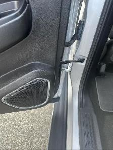 2017 GMC Yukon SLE 8 PASSENGERS - ONE OWNER NO ACCIDENTS - Photo 27
