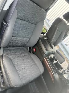 2017 GMC Yukon SLE 8 PASSENGERS - ONE OWNER NO ACCIDENTS - Photo 31