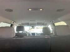 2017 GMC Yukon SLE 8 PASSENGERS - ONE OWNER NO ACCIDENTS - Photo 42