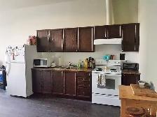 Stunning 1- Bedroom Apartment offered at HUGE DISCOUNT Woodstock - Photo 3