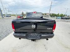 2023 RAM 1500 CLASSIC EXPRESS 4X4  HEMI  CREW   49,000KMS - Photo 4