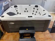 3 PUMP BENCH HOT TUB - Photo 6