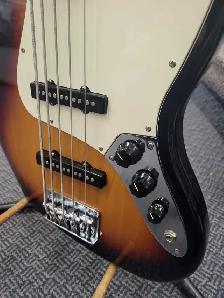 Fender 5 String Electric Jazz Bass V - Brown Sunburst - Photo 4