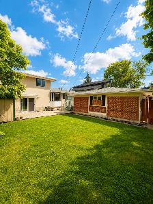 FOR SALE HOUSE LOCATED IN McQueen EDMONTON - Photo 19