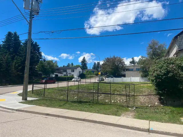 Corner Lot in Bankview | $825,000 | Private Sale