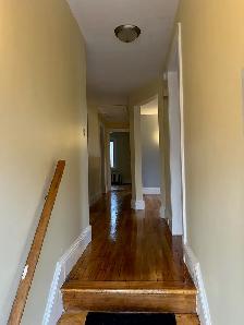 3 bedroom upper duplex - Photo 2