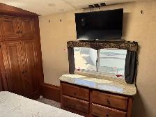 2015 ARCTIC FOX 32-5M Fifth Wheel - Photo 11