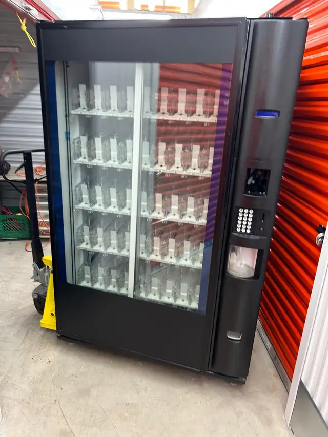 Vending machine BevMax