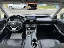 2017 Lexus IS 350 ONLY 29,000KM! - Photo 9
