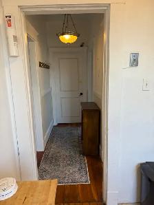 August studio apartment- all utilities included - Photo 6
