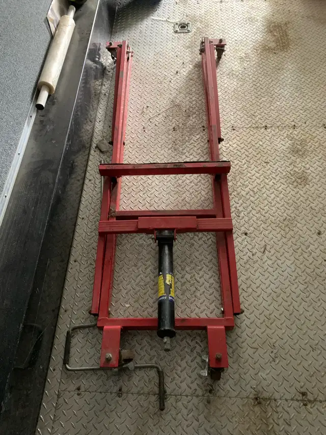 snowmobile lift
