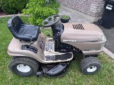 Craftsman Ride On Mower - Photo 2