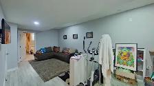 4 bed / 3.5 bath duplex with double garage and finished bsmt - Photo 5