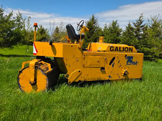 Eary 80s 5-7 ton galion roller