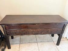 Beautiful antique/vintage solid oak storage bench - Photo 3