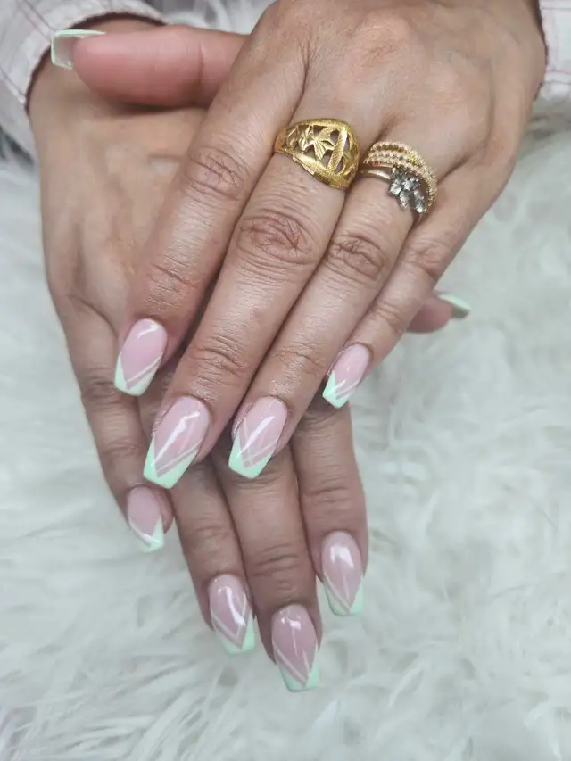 lash and Nail technician