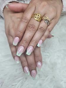 lash and Nail technician