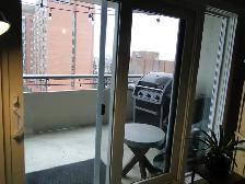 Large apartment in well managed building - Photo 3