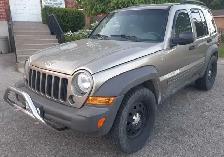 2006 TRAIL RATED JEEP LIBERTY 4x4 with BEST in Class TOW RATING! - Photo 2