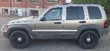 2006 TRAIL RATED JEEP LIBERTY 4x4 with BEST in Class TOW RATING! - Photo 5