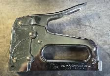 VINTAGE ARROW T50P HEAVY DUTY STAPLE GUN – LOADED WITH STAPLES