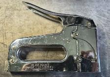 VINTAGE ARROW T50P HEAVY DUTY STAPLE GUN – LOADED WITH STAPLES - Photo 2