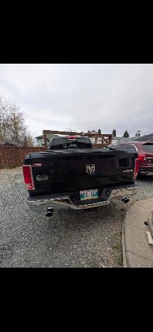 2016 Ram 1500 Laramie Longhorn 4x4 EcoDiesel–Loaded $23,900 OBO - Photo 3