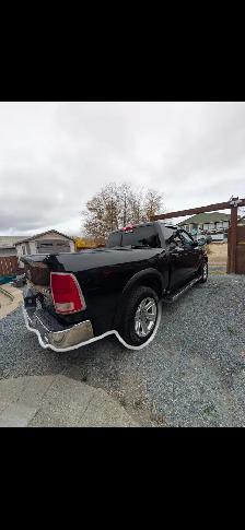 2016 Ram 1500 Laramie Longhorn 4x4 EcoDiesel–Loaded $23,900 OBO - Photo 4