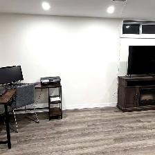 Fully Furnished 1-Bed/1-Bath Basement Apartment in Kanata Lakes - Photo 3