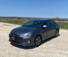 2020 Hyundai Elantra Essential - Photo 2