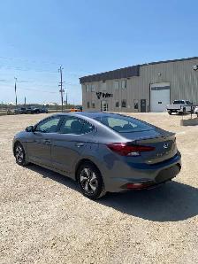 2020 Hyundai Elantra Essential - Photo 6