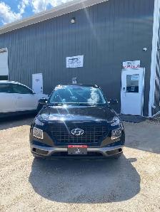 2021 Hyundai Venue Essential - Photo 3