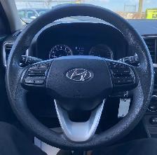 2021 Hyundai Venue Essential - Photo 11