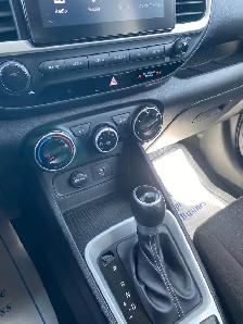 2021 Hyundai Venue Essential - Photo 12