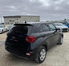 2021 Hyundai Venue Essential - Photo 6