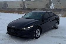 2021 Hyundai Elantra Essential - Photo 3