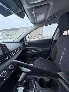 2021 Hyundai Elantra Essential - Photo 9