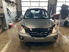 2010 Kia Rondo - Photo 3