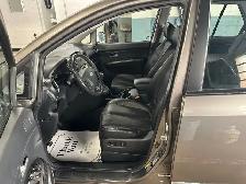 2010 Kia Rondo - Photo 6